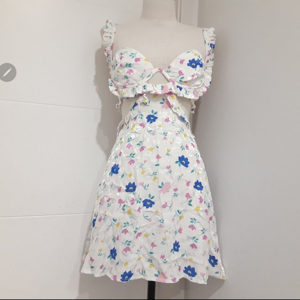 🍋For Love and Lemons Farrah Floral Mini with Cut-Outs - Picture 4 of 16